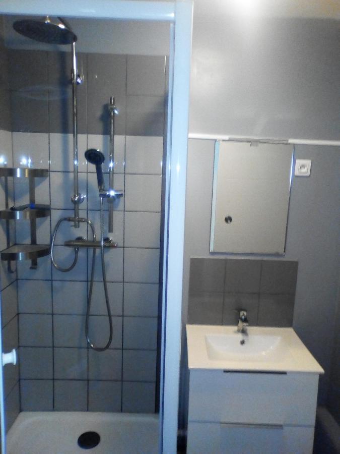Appartement Residence Les Acacias Акс-ле-Терм Екстериор снимка